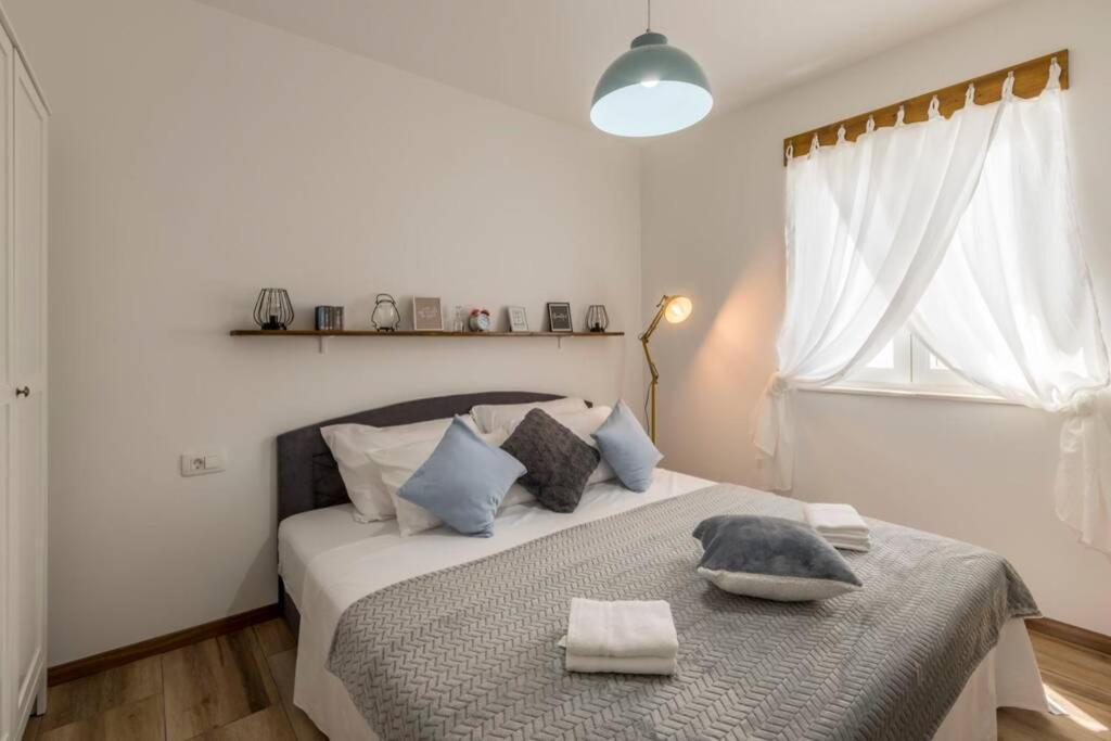 Apartment By Joe Τρογκίρ Εξωτερικό φωτογραφία