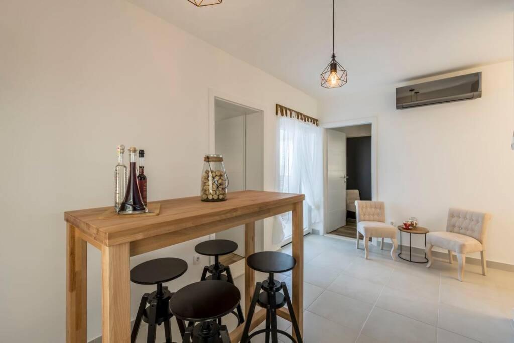 Apartment By Joe Τρογκίρ Εξωτερικό φωτογραφία